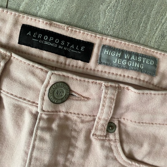 Aeropostale Women size 4 Light Pink High Waisted Jegging Jeans Mid Rise Stretch - Picture 3 of 7